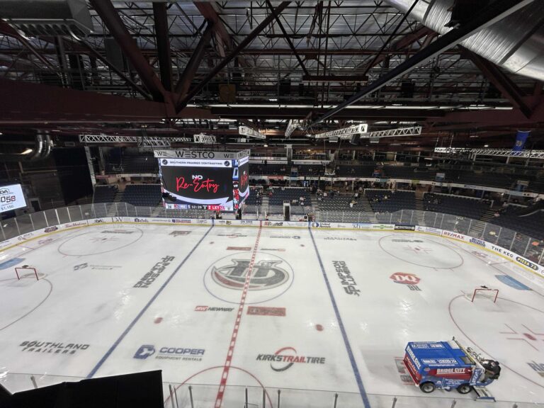 Hurricanes name Dave Manson as guest assistant coach 