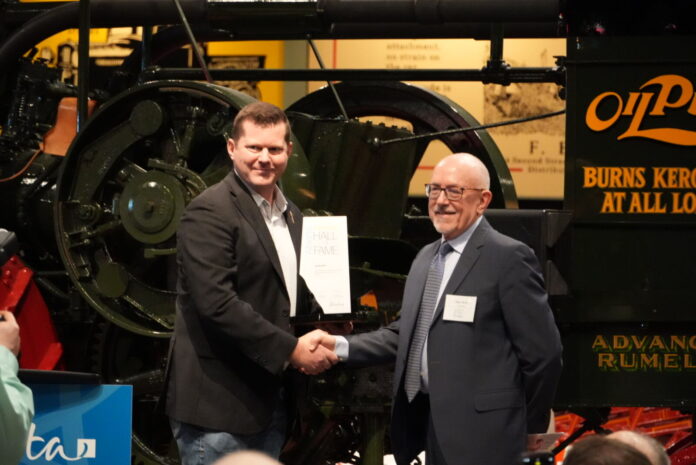 Minister of Agriculture and Irrigation RJ Sigurdson and Agriculture Hall of Fame inductee Blair Roth (Photo supplied by the Minister of Agriculture and Irrigations office)