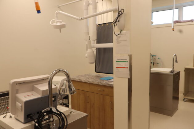Lethbridge Pet Hospital dental surgery room (Photo mylethbridgenow.com staff)