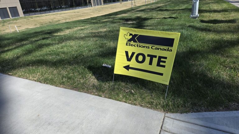 An Elections Canada voting sign outside the Agri-food Hub & Trade Centre in Lethbridge, April 28, 2025. (File photo: J. Goulet, My Lethbridge Now)