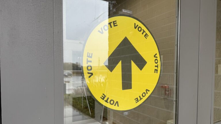 Vote sign (mylethbridgenow.com staff)