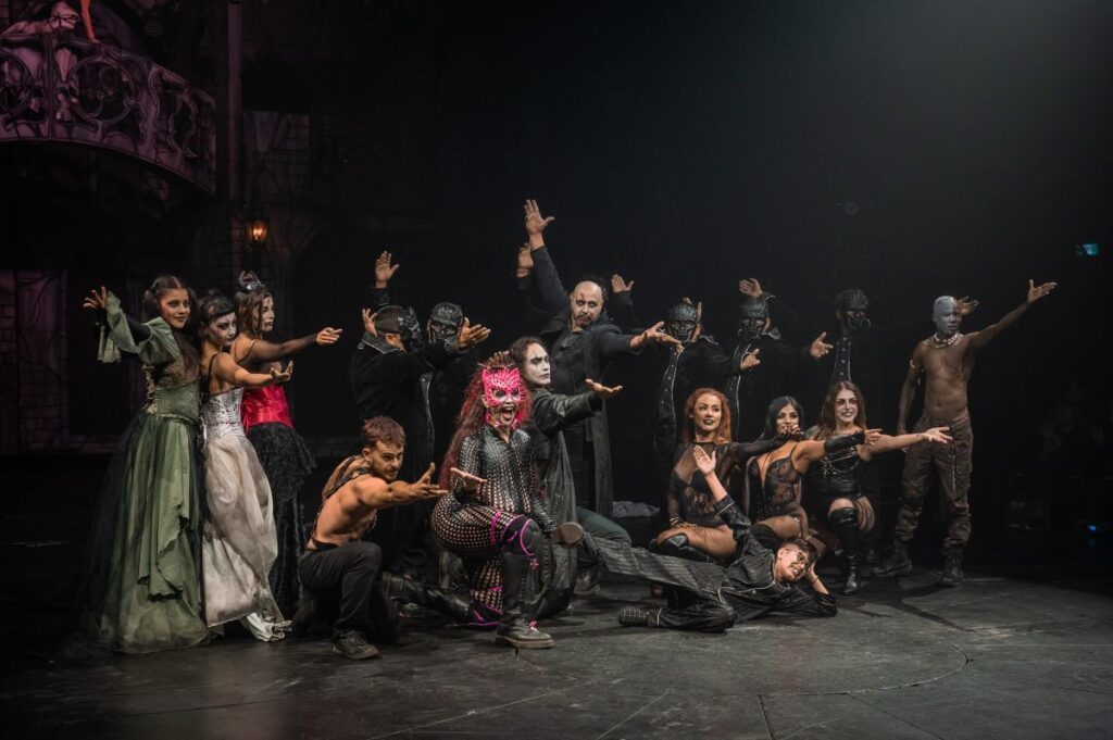 Members of the Paranormal Cirque IV - Purple Unit, including Kalista. (Photo: Liv Yeg Adventures)